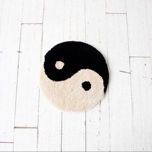 Tufted Yin Yang Wall Hanging